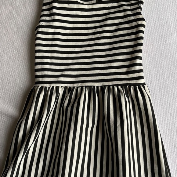 Dresses (bundle of 8, size small) - Picture 3 of 8